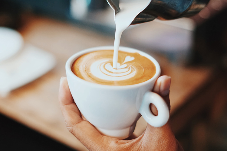 咖啡不仅能“提神续命” 还能降低痛风风险